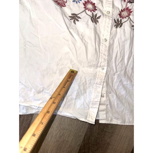 Charter Club Embroidered Relaxed Fit Shirt Size 16 - Picture 3 of 7